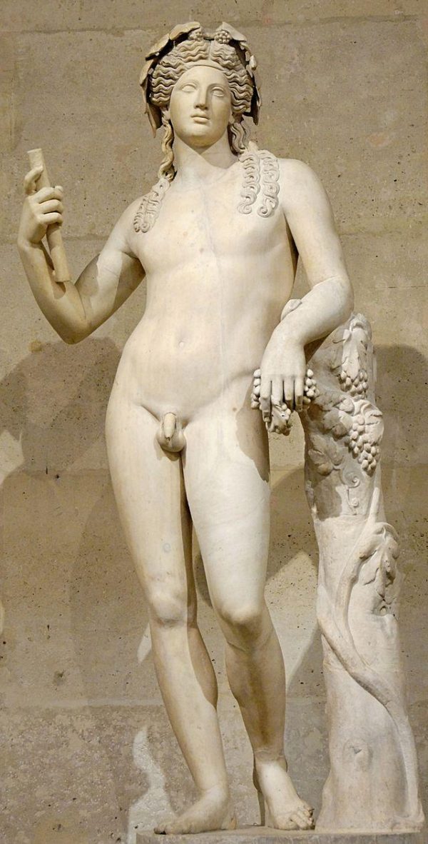 tượng thần Dionysus