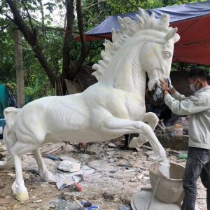tượng ngựa phong thủy 2